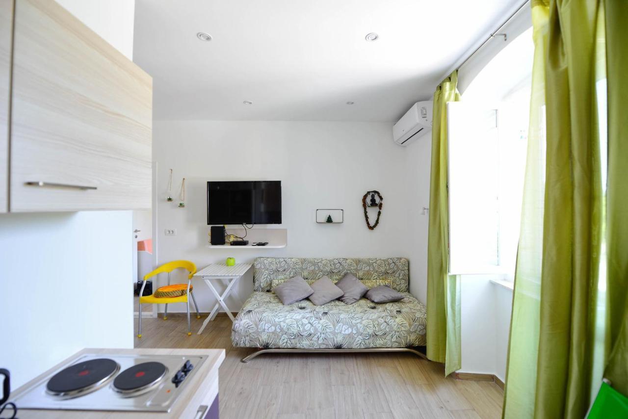 Apartments Bulovic In The Very Center Of Split Exterior foto